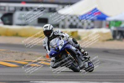 media/Jan-15-2023-SoCal Trackdays (Sun) [[c1237a034a]]/Turn 2 Set 2 (1155am)/